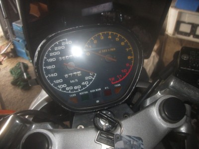 gsx1100s kph clocks.jpg